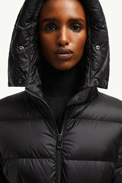 "MC" Boed kurze Daunenjacke mit Kapuze und Shearling-Besatz