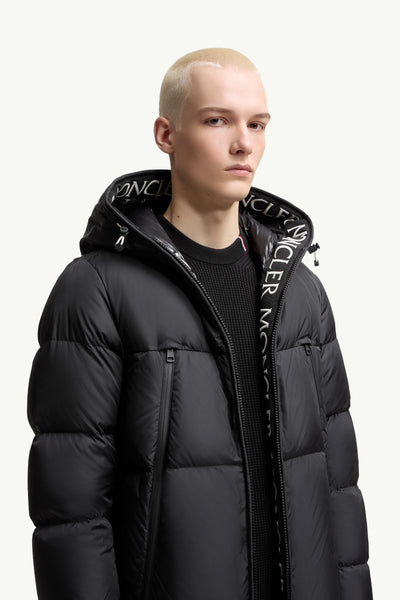 "MC" Montcla kurze Daunenjacke mit Kapuze